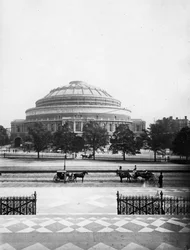 Le Royal Albert Hall, Londres, vers 1880