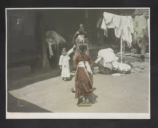 Jeunes filles, Album photographique de Corée