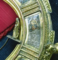 Ange jouant de la trompette, détail de la crosse de Guillaume de Wykeham (c.1320-1404)