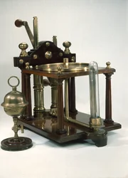 Pompe à air à double barillet avec hémisphères de Magdebourg, vers 1800