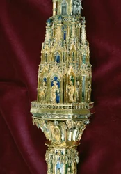 Tête de la crosse de Guillaume de Wykeham (c.1320-1404) : côté Pierre (détail)