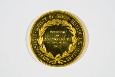 Médaille par John Pinches Medallists Ltd., 1928 (avers)