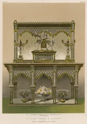 Table en argent et miroir