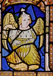 La fenêtre est représentant un ange musicien avec cornemuse