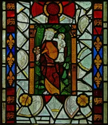 La fenêtre Est (Ew) représentant la Vierge Marie avec l