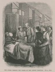 La Reine visitant les salles de l