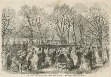 La fanfare des Royal Horse Guards Blue jouant dans les jardins de Kensington