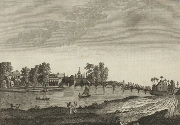 Vue de Hampton Court depuis la rive opposée de la Tamise