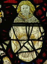 Fenêtre S4 représentant un ange tenant le voile de Véronique avec une image de la tête du Christ
