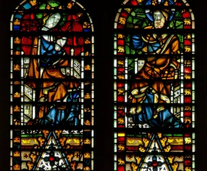 Vitrail Ww représentant le Couronnement de la Vierge