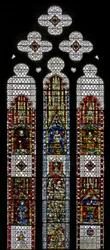 Fenêtre w32 représentant Saint Georges, Saint Laurent, Saint Étienne, Saint Cuthbert, Saint Pierre, Sainte Anne, Saint Joachim