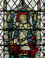 Fenêtre w36 représentant Saint Michel