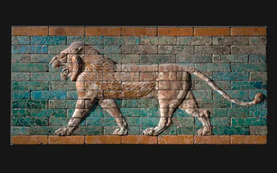 Un lion du chemin de procession vers le ...