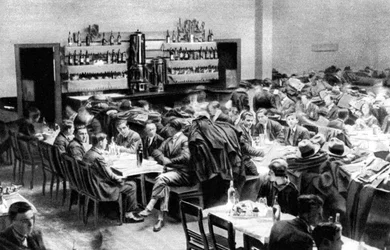 Restaurant pour étudiants, Paris, 1931