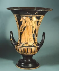 Calyx-krater (grand vase) par le Peintre de Berkeley représentant un esprit ailé. Poterie à figures rouges. Civilisation étrusque, IVe siècle av. J.-C.