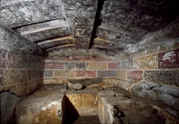 Civilisation étrusque : intérieur de la tombe François dans la nécropole de Ponte Rotto, IVe siècle av. J.-C. Vulci, Italie