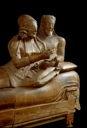 Sarcophage des époux. Groupe sculpté en terre cuite de Cerveteri, VIe siècle av. J.-C.