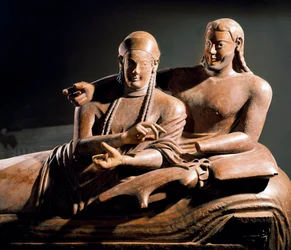 Art étrusque : Sarcophage des Époux, groupe sculpté en terre cuite d