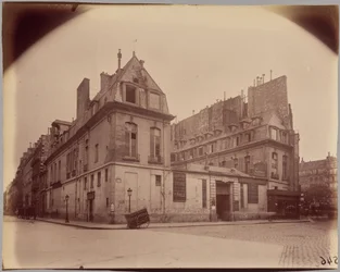 Hôtel du Marquis de Paroy, 83 rue Charlot