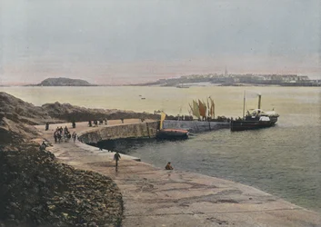 La Baie de Saint-Malo, vue de Dinard (photo en couleur)