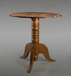 Table de Centre, vers 1870-1890