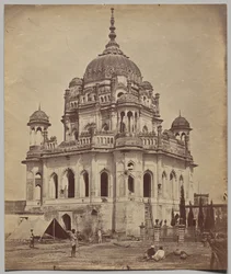 Le tombeau de Saadat Ali dans le palais de Kaiserbagh
