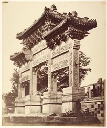 Arche du temple de Lama près de Pekin, octobre 1860