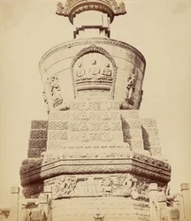 Vue architecturale du temple Lama près de Pékin, octobre 1860