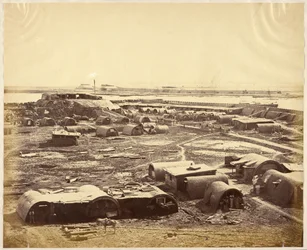 [Intérieur du Fort Nord montrant le campement chinois].