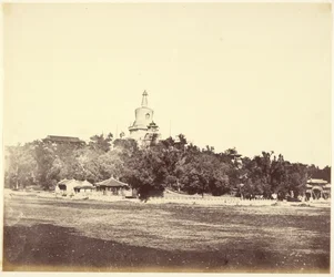 [La grande pagode du Palais impérial d
