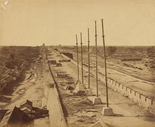 Sommet du mur de la porte d