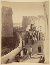 Intérieur de la porte de Jaffa à Jérusalem