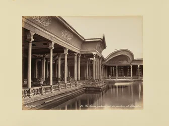 Le Caire, galeries intérieures du palais de Choubra