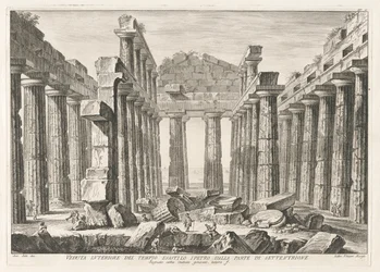 Vue intérieure du temple hexastyle hypèthral depuis le nord, des Antiquités de Paestum