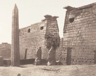 Louksor Thèbes, Construction Antérieure - Pylône, Colosses et Obélisque, 1851-52, imprimé 1853-54