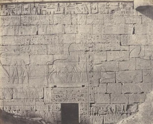 Médinet-Abou Thèbes, Constructions Postérieures - Fragment de Sculpture