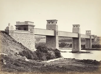 Bangor, le pont Britannia, depuis Anglesey (258)