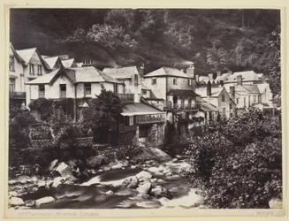 Lynmouth, Cottages au Bord de la Rivière
