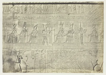 Sculptures de la muraille extérieure, Dendera