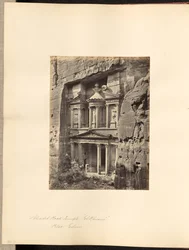 Splendide temple rupestre, "El Khusne", Petra, Edom
