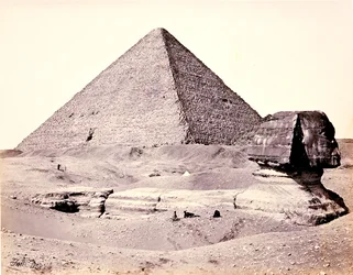 La Grande Pyramide et le Grand Sphinx, vus du sud-ouest