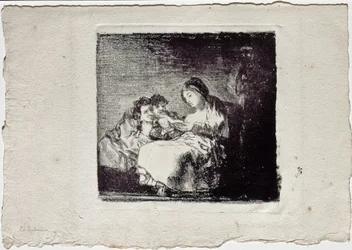 Femme lisant à deux enfants