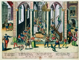 Destruction de reliques et de statues dans les églises, avril 1566 (gravure en couleur)