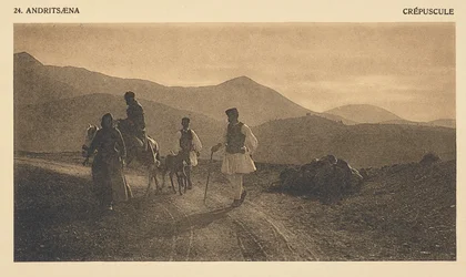 Andritsæna. Crépuscule
