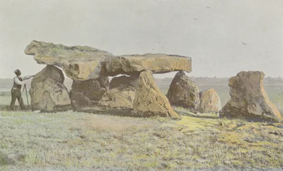 Arcay, Dolmen de Rochebillaude, Côté latéral