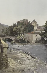 Axat, Église et restes de l