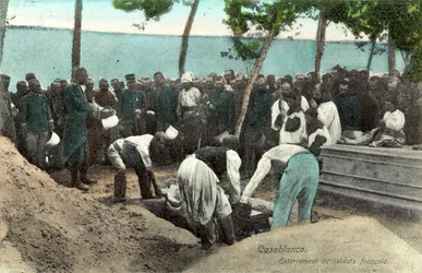 Casablanca, enterrement des soldats français