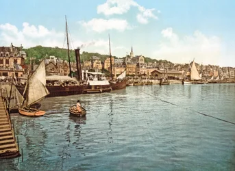 Bateau à vapeur sur la rivière Touques, Trouville, pub. 1900