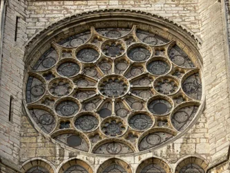 Vue extérieure de la rosace sud