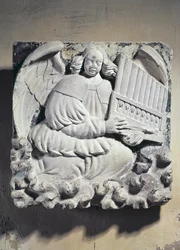 Ange musicien (bas-relief)